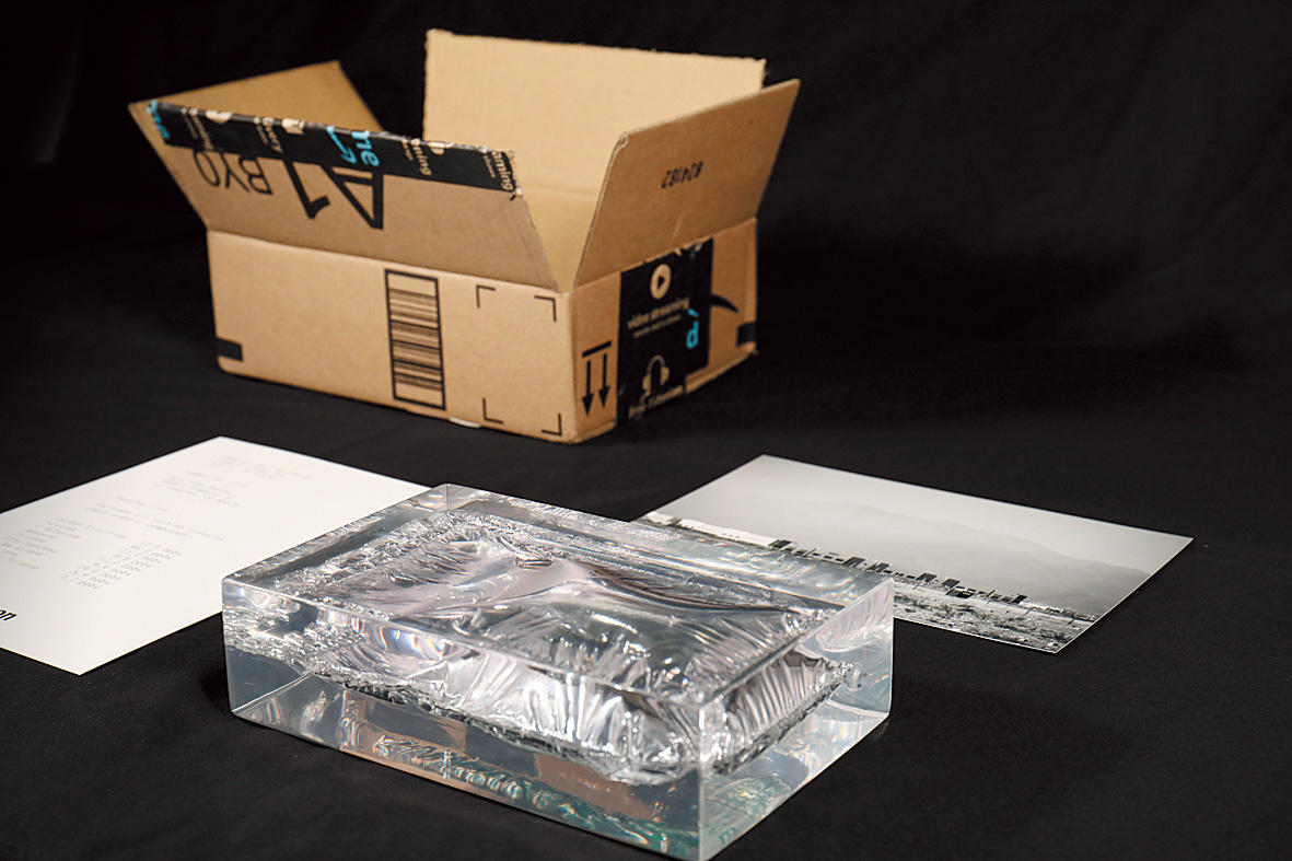 ART-j05_Box-with-the-Air-AA004470